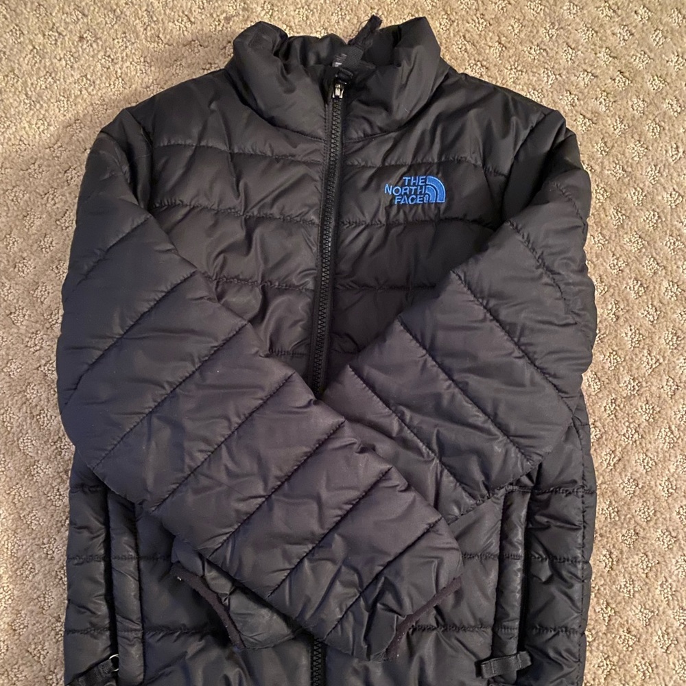 North Face puffy - boys small (7/8) - black